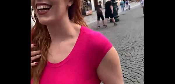  Hot Redhead Streaming her Sex Live